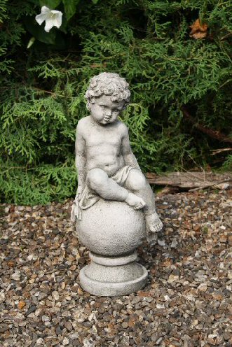 KAC79 Large Cherub on Ball KAC79 Large Cherub on Ball